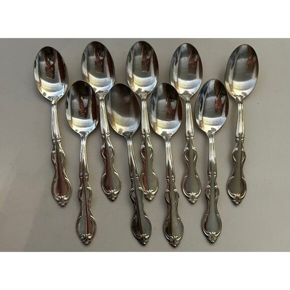 Vintage Victor S. Co A1+ Lot 8 + 1 Teaspoons 6 1/4 Silverplate Scalloped Edge - Picture 1 of 6